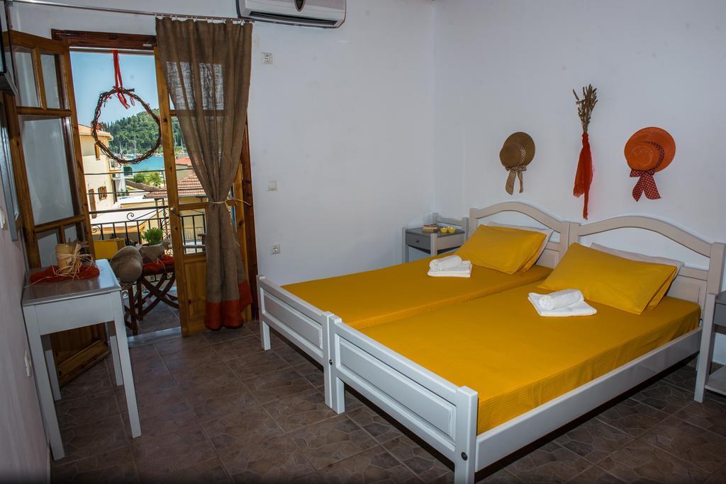 Summer Bed Nydri Стая снимка